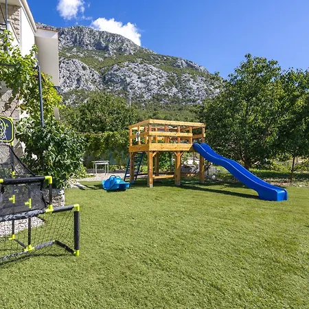 Family House Pensjonat Gata